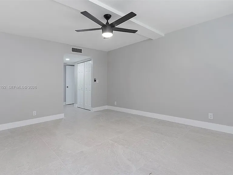 193 Lakeview Dr #103 — Photo 4