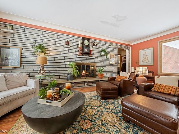 5th image of 4950 Harris Rd