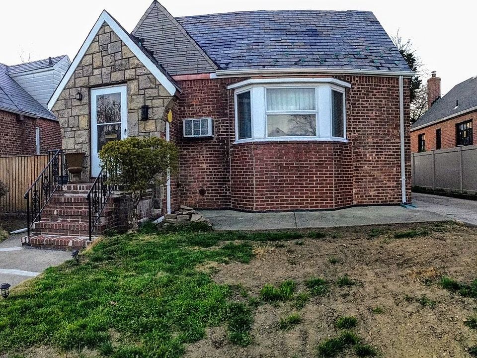 1st image of 18007 69th Ave