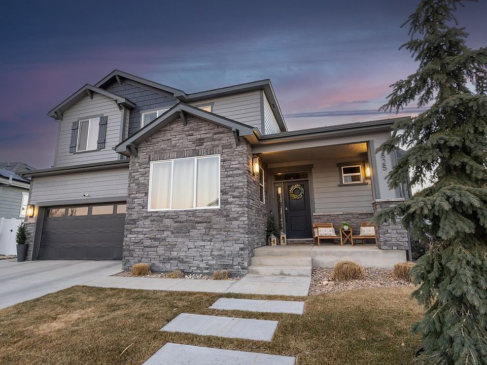 1st image of 825 Shirttail Peak Dr