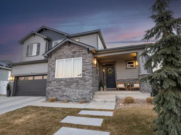 825 Shirttail Peak Dr, Windsor, CO 80550