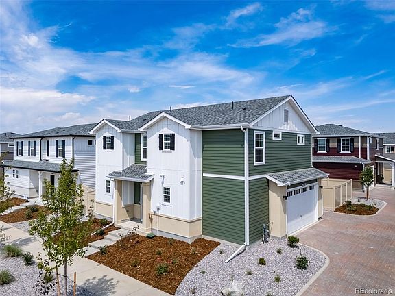 3rd image of 22294 E 39th Avenue