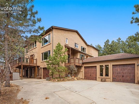 5th image of 230 Blue Garter Way