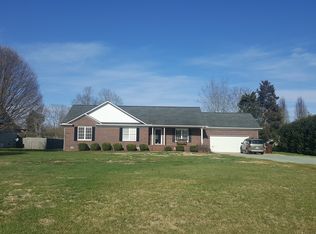 2512 Farrell Rd, Mebane, NC 27302