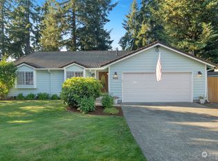 9022 Autumn Line Loop SE, Olympia, WA 98513