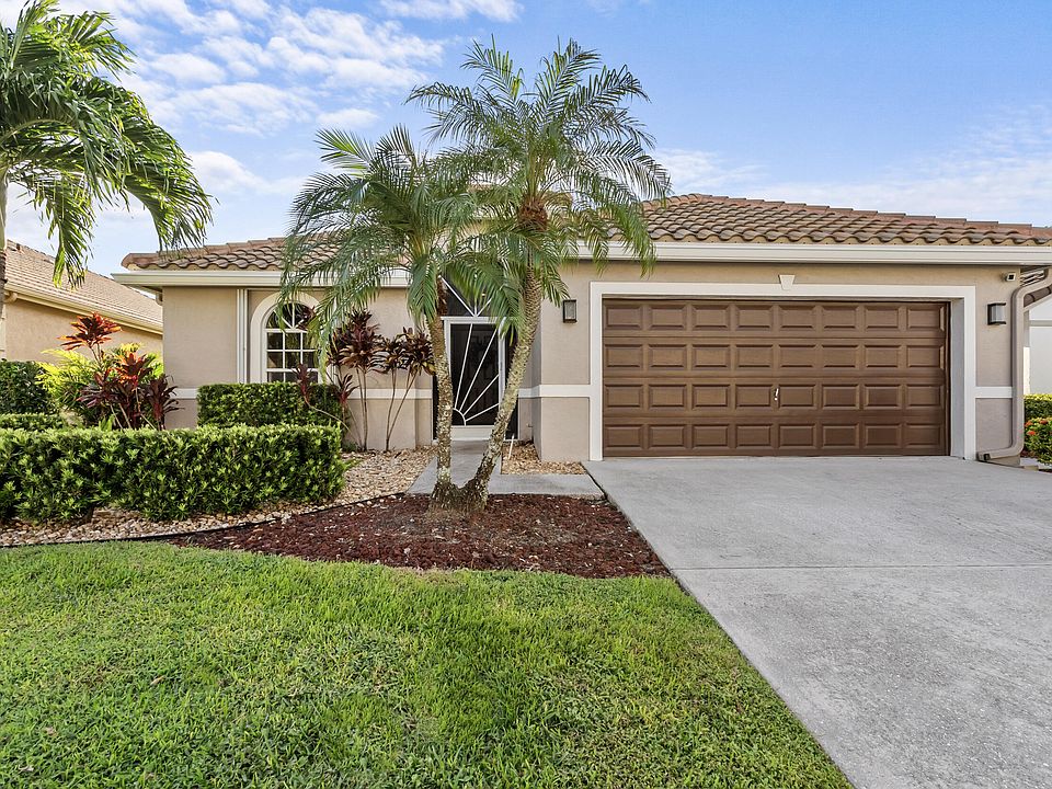 1st image of 7564 Stirling Bridge Boulevard N