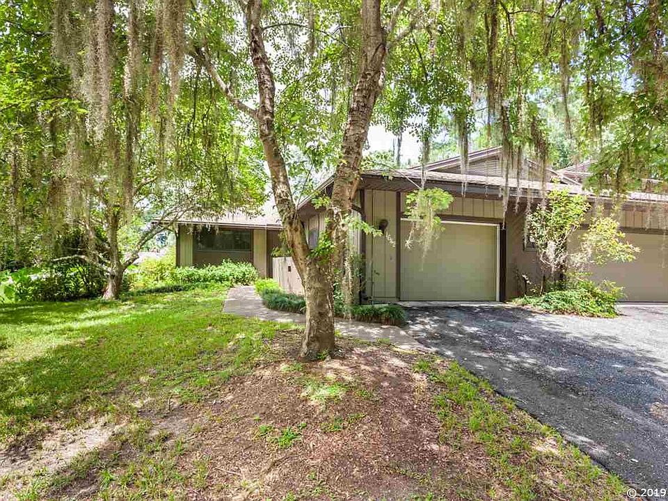 1st image of 1642 NW 19th Cir