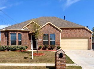 2700 Navajo Rd, Corinth, TX 76210