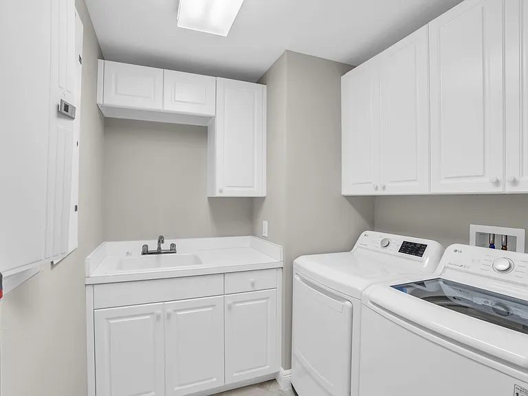 265 Indies Way #1402 — Photo 36