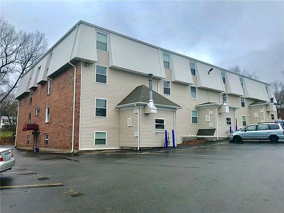 5th image of 380 Sunset Ave APT 7