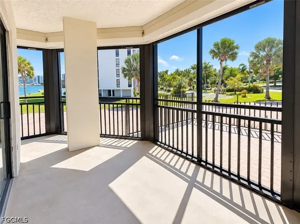 4263 Bay Beach Ln APT 111, Fort Myers Beach, FL 33931