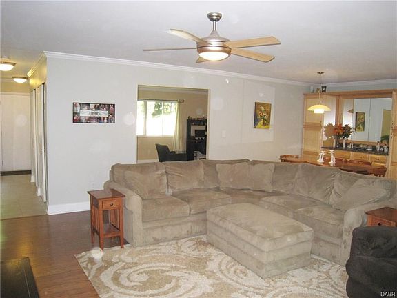 5th image of 461 Mill Stone Dr