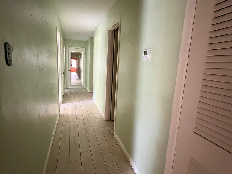 2102 Elmwood Dr — Photo 17