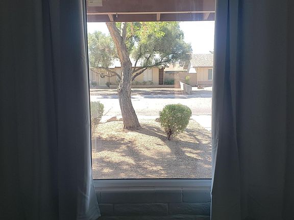 4th image of 1622 E Alameda Dr