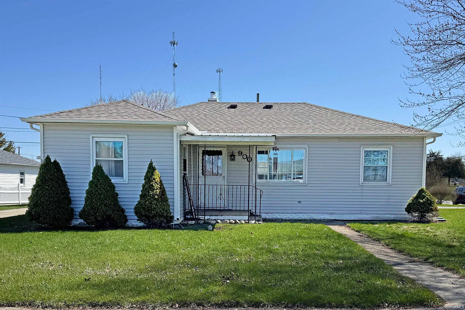 900 Eunice Ave photo 1