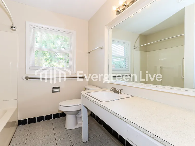 3357 Wedgewood Dr — Photo 10