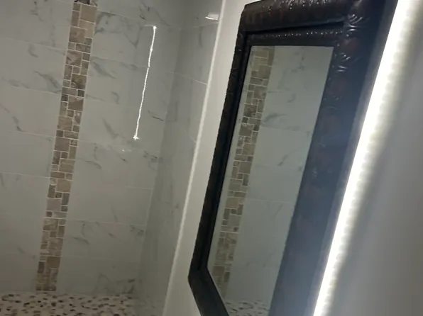 1204 67th Street image 2 of 7