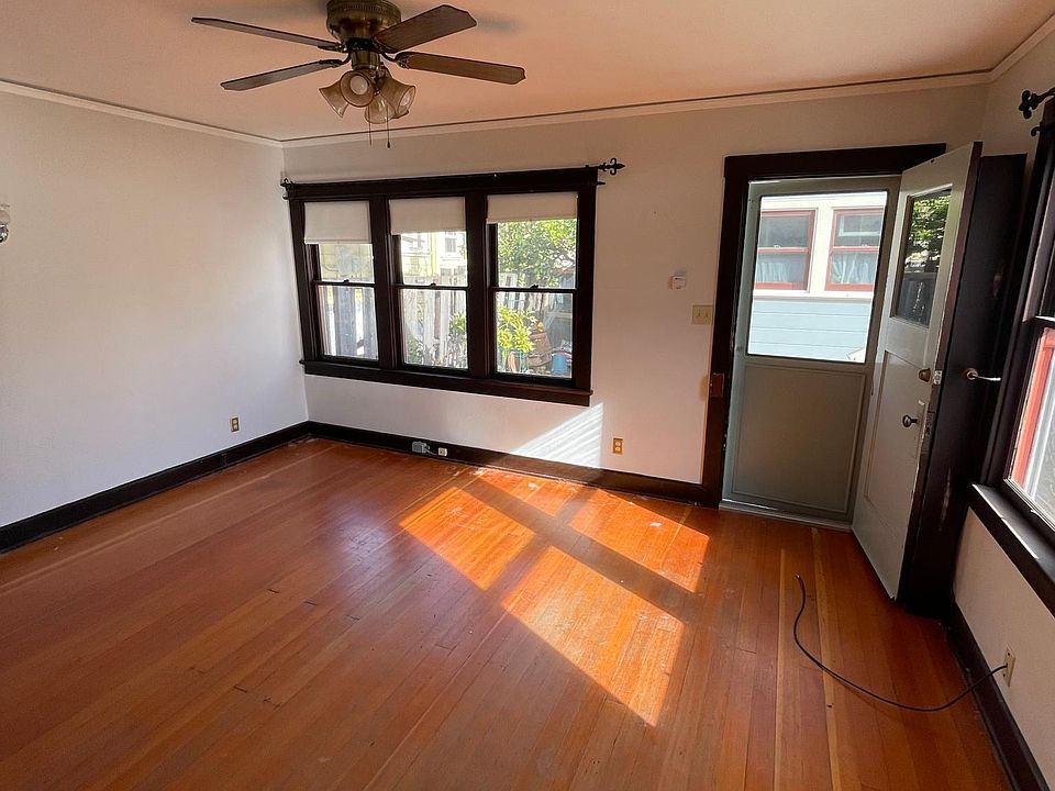 2nd image of 863 Toro St