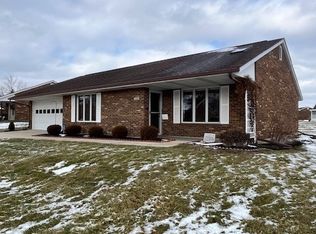 1032 Armsgate Rd, Springfield, OH 45503