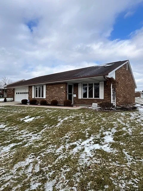 1032 Armsgate Rd photo 1