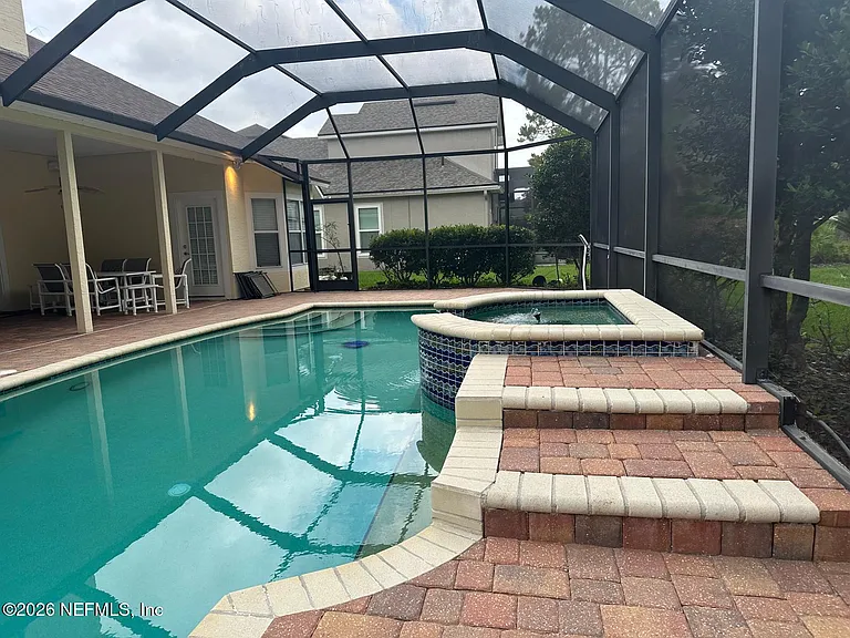 1932 Lyndhurst Dr — Photo 23
