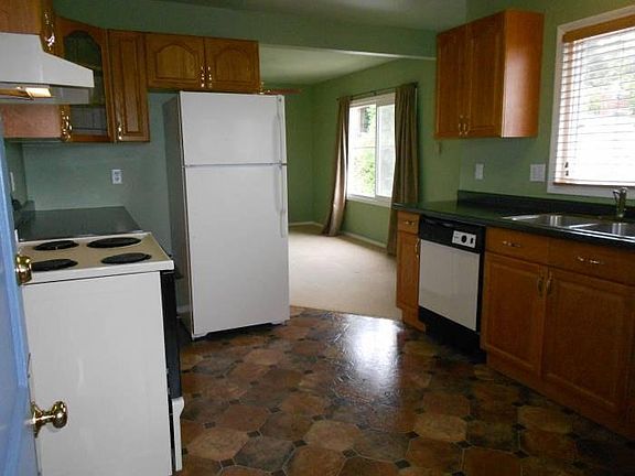 Upgraded Kitchen