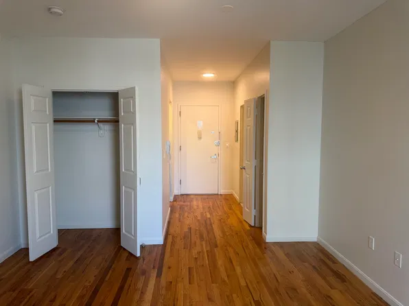 167 Clermont Avenue image 1 of 15