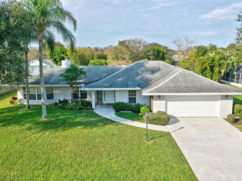 Home For Sale In PARK TRAIL ACRES