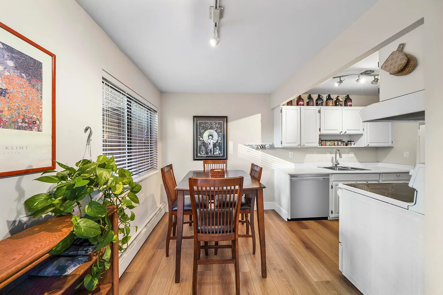 2935 Spruce St #101 photo 1