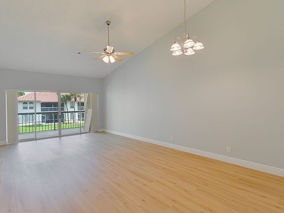 4th image of 231 Cypress Point Dr #B231