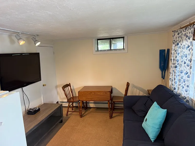 1 bed, $1,400 — Photo 2