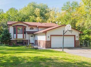 3101 Joyce Ct, Eagan, MN 55121