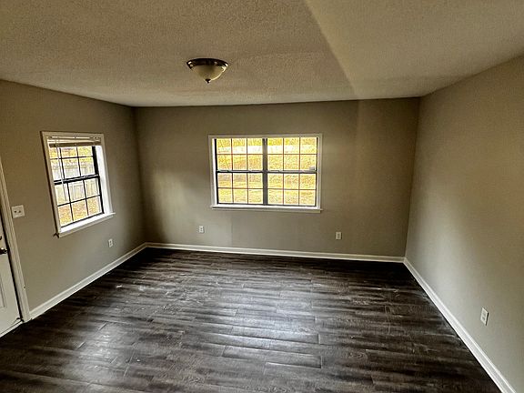 3rd image of 7693 Charleston Dr