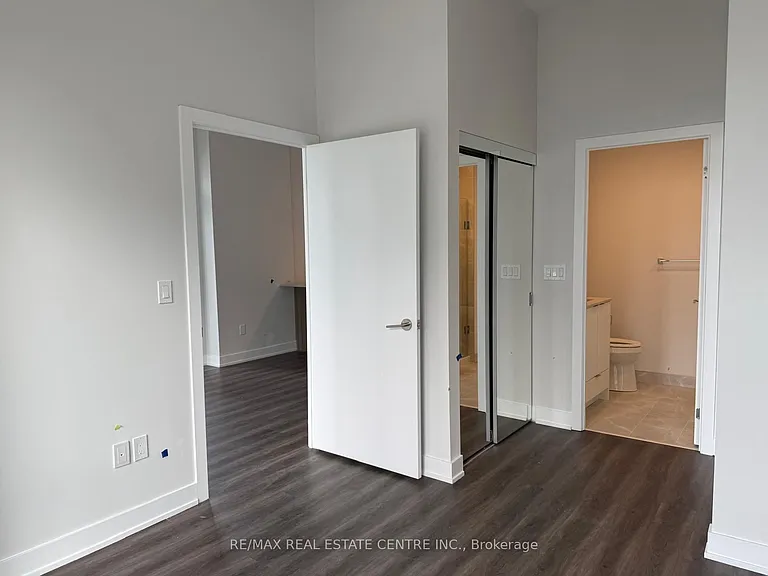 430 Square One Dr #519 — Photo 25