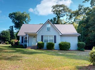 105 E Register Ave, Geneva, AL 36340