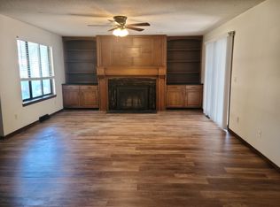 1511 E Tanglewood Rd, Derby, KS 67037