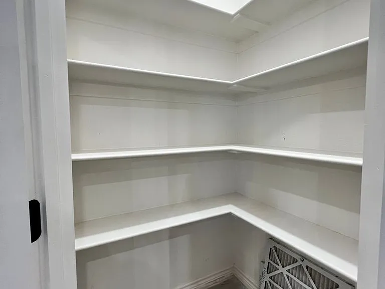 5302 Kilyn Ct — Photo 14