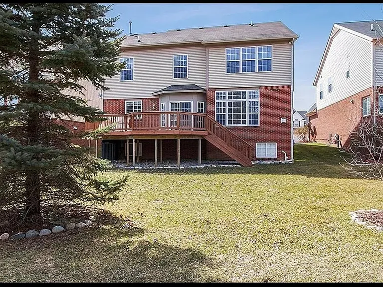16544 Mulberry Way — Photo 28
