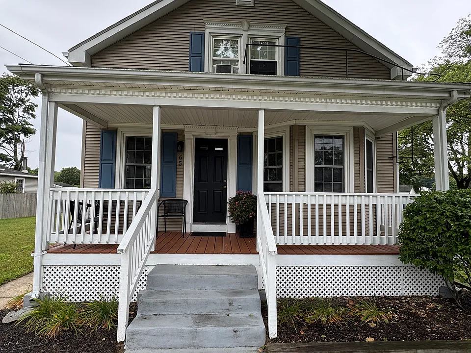 65 Adamsdale Ave #1