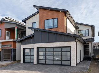 16511 8th St NW, Edmonton, AB T6T1A4