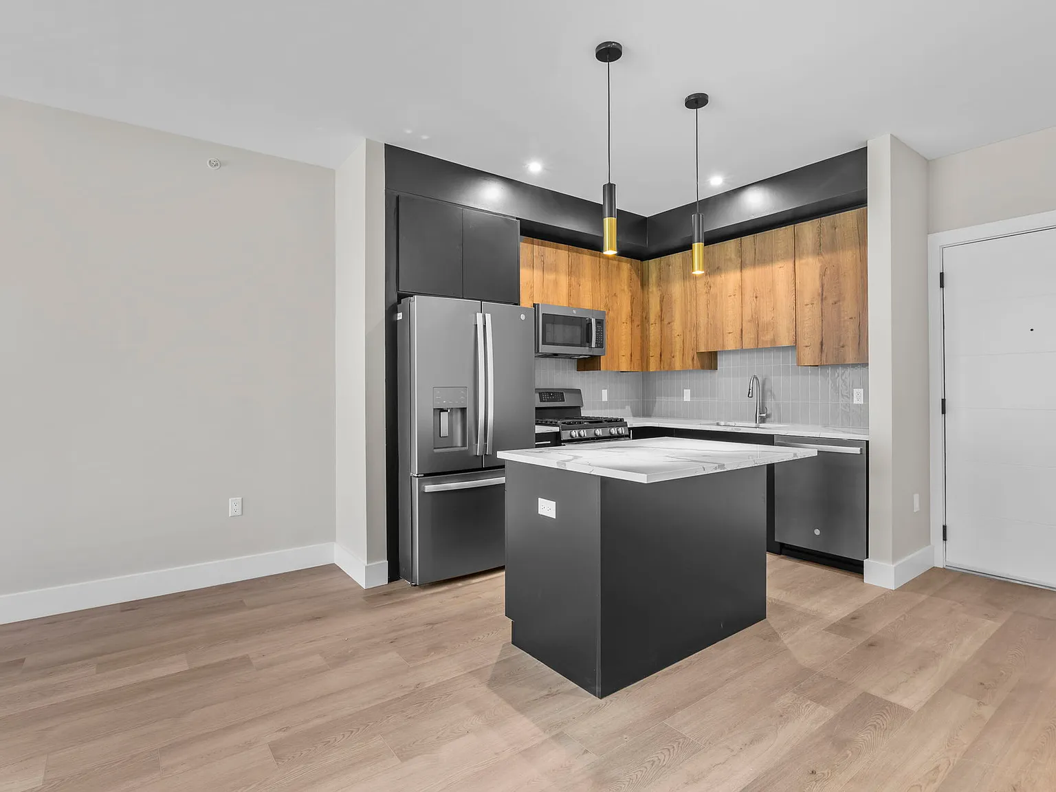 1 bed, 800 sqft, $2,900 — Photo 4