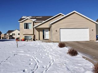 1509 Pine Siskin Ave, Sartell, MN 56377