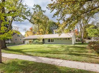 1307 Beechwood Dr, Ann Arbor, MI 48103