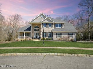 2070 Overbrook Dr, Wall Township, NJ 07719