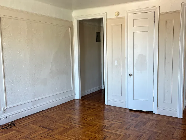 Parker St — Photo 9