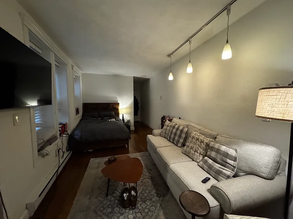 8 Battery St #6