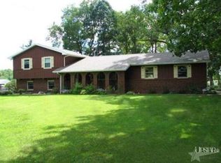 6911 Hathaway Rd, Fort Wayne, IN 46818