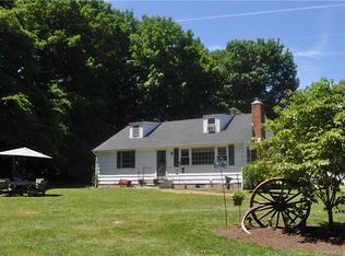 49 Soundview Rd, Ridgefield, CT 06877