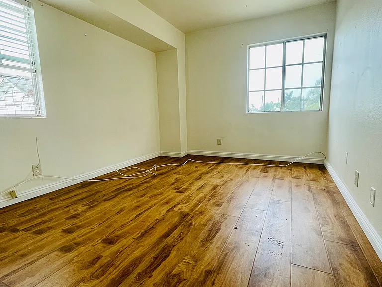 9403 Carron Dr — Photo 55