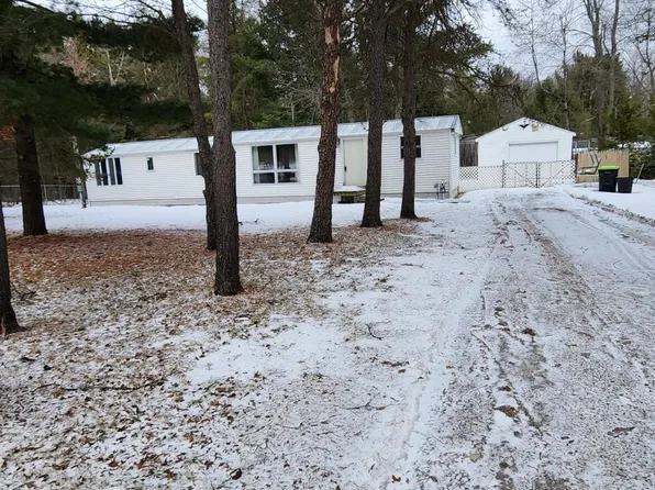 10757 Otter Dr, Saint Helen, MI 48656